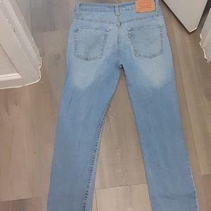 Levi jeans